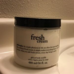 Philosophy 16 oz Glazed Body Soufflé-Fresh Cream